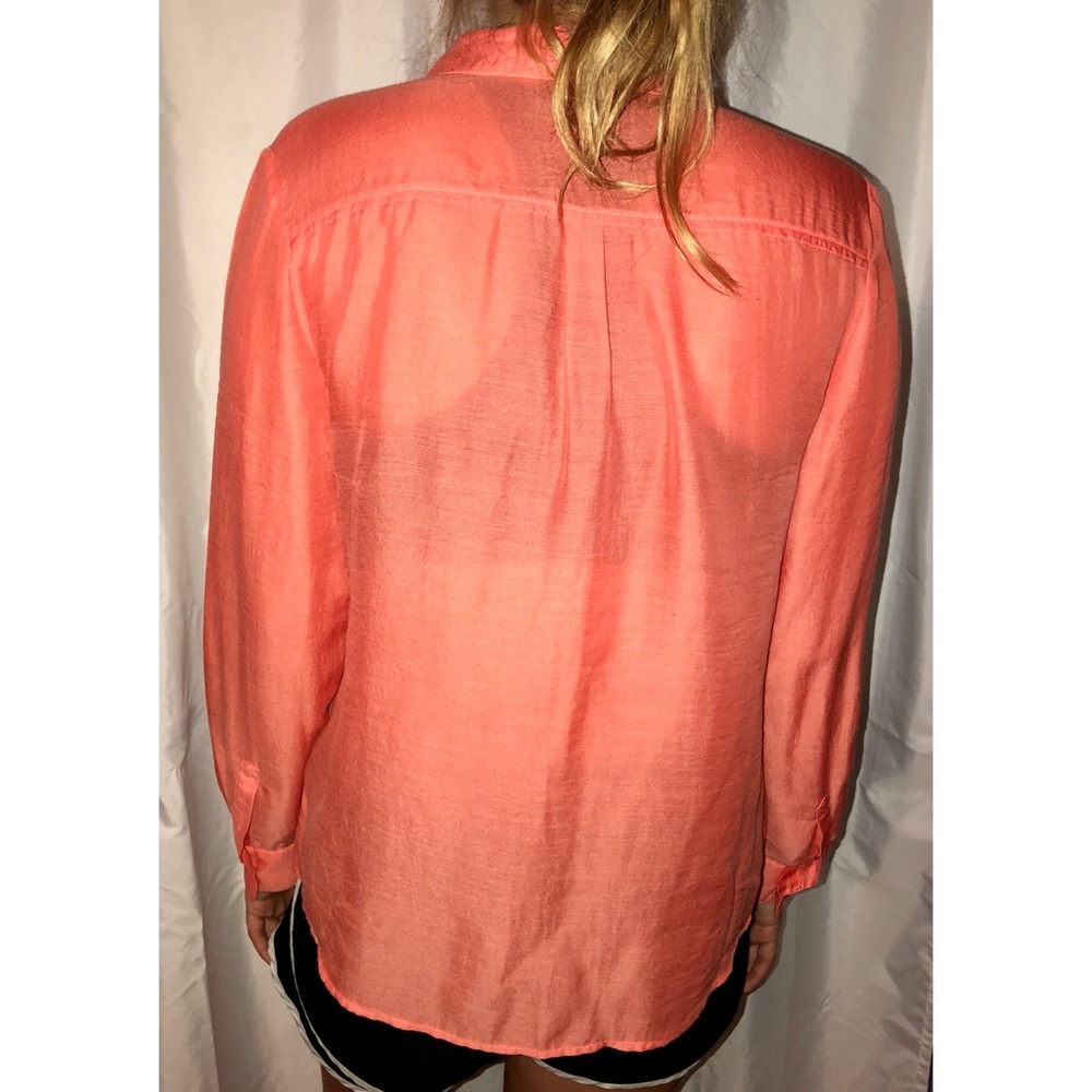 Coral button up/down - Picture 2 of 2